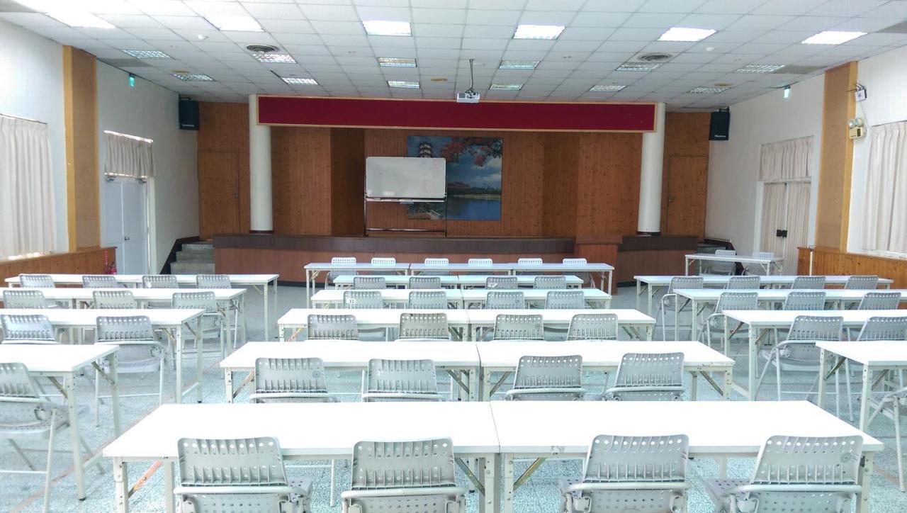 Chengching Lakefront Resort 高雄市 エクステリア 写真