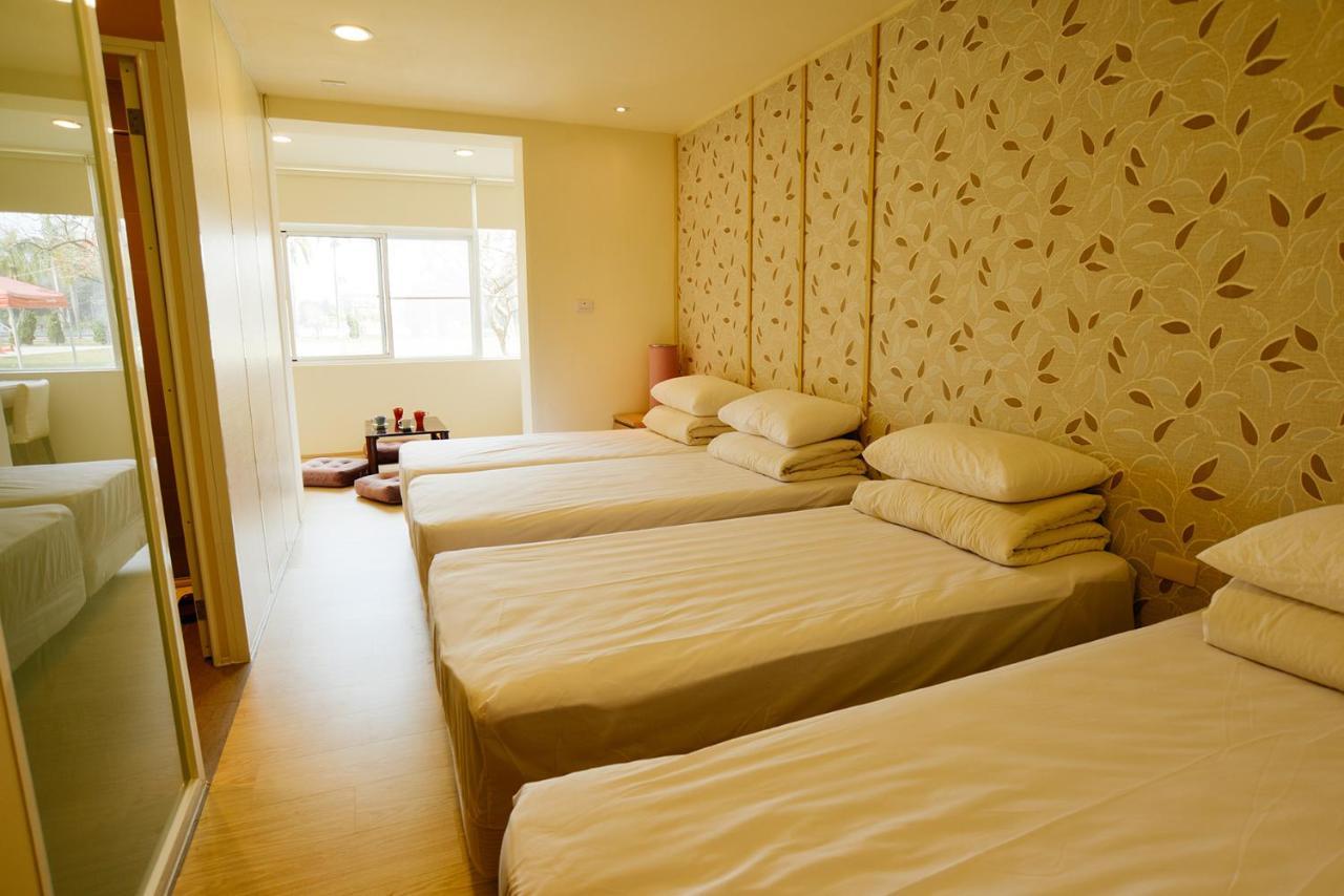 Chengching Lakefront Resort 高雄市 エクステリア 写真